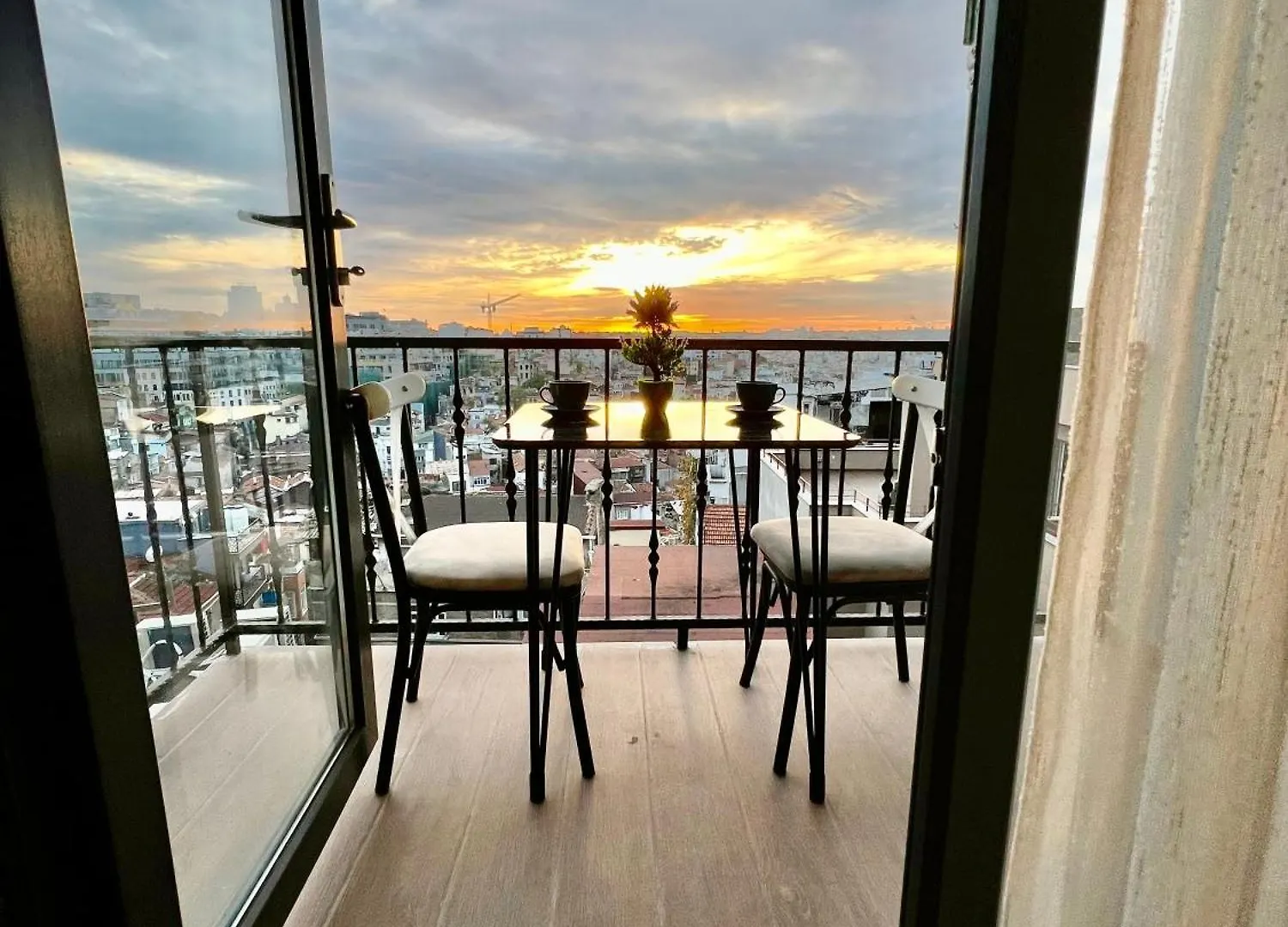 Taksim Larissa Hotel Suites Istambul 2*,