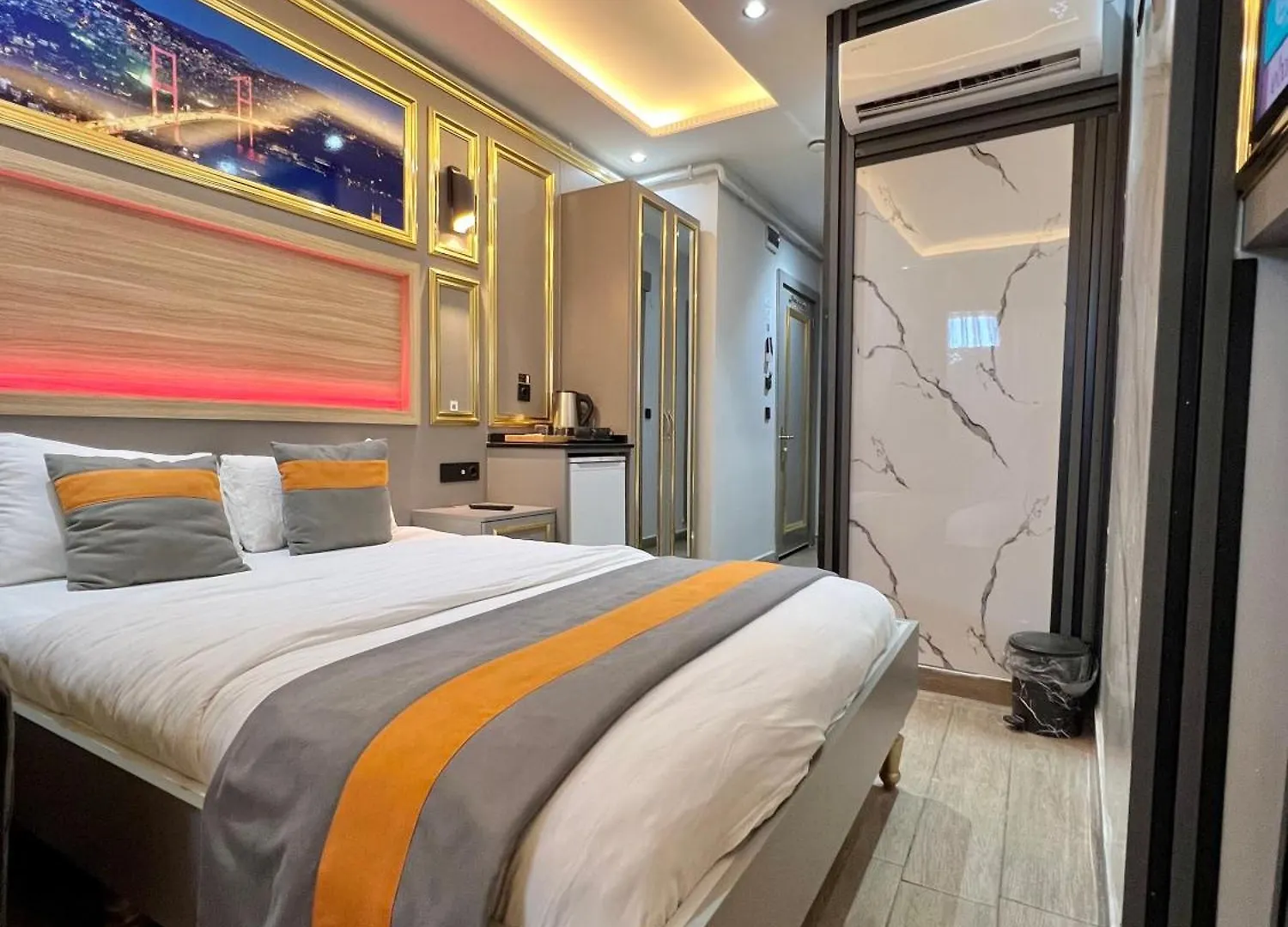 Taksim Larissa Hotel Suites Istambul 2*,