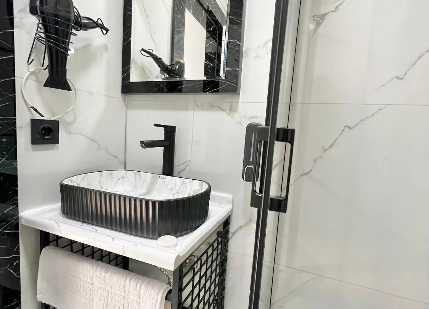 Taksim Larissa Hotel Suites Istambul 2*,  Turquie