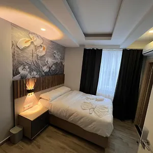 Mudem Boutique Стамбул