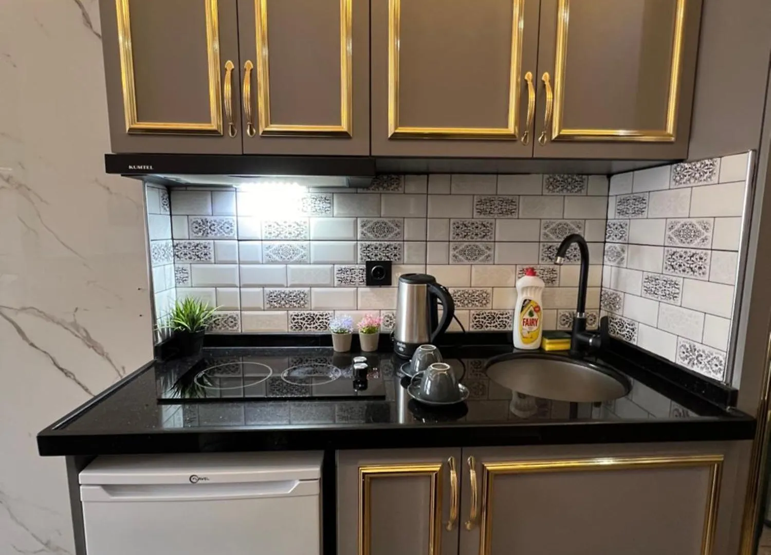 Taksim Larissa Hotel Suites Стамбул
