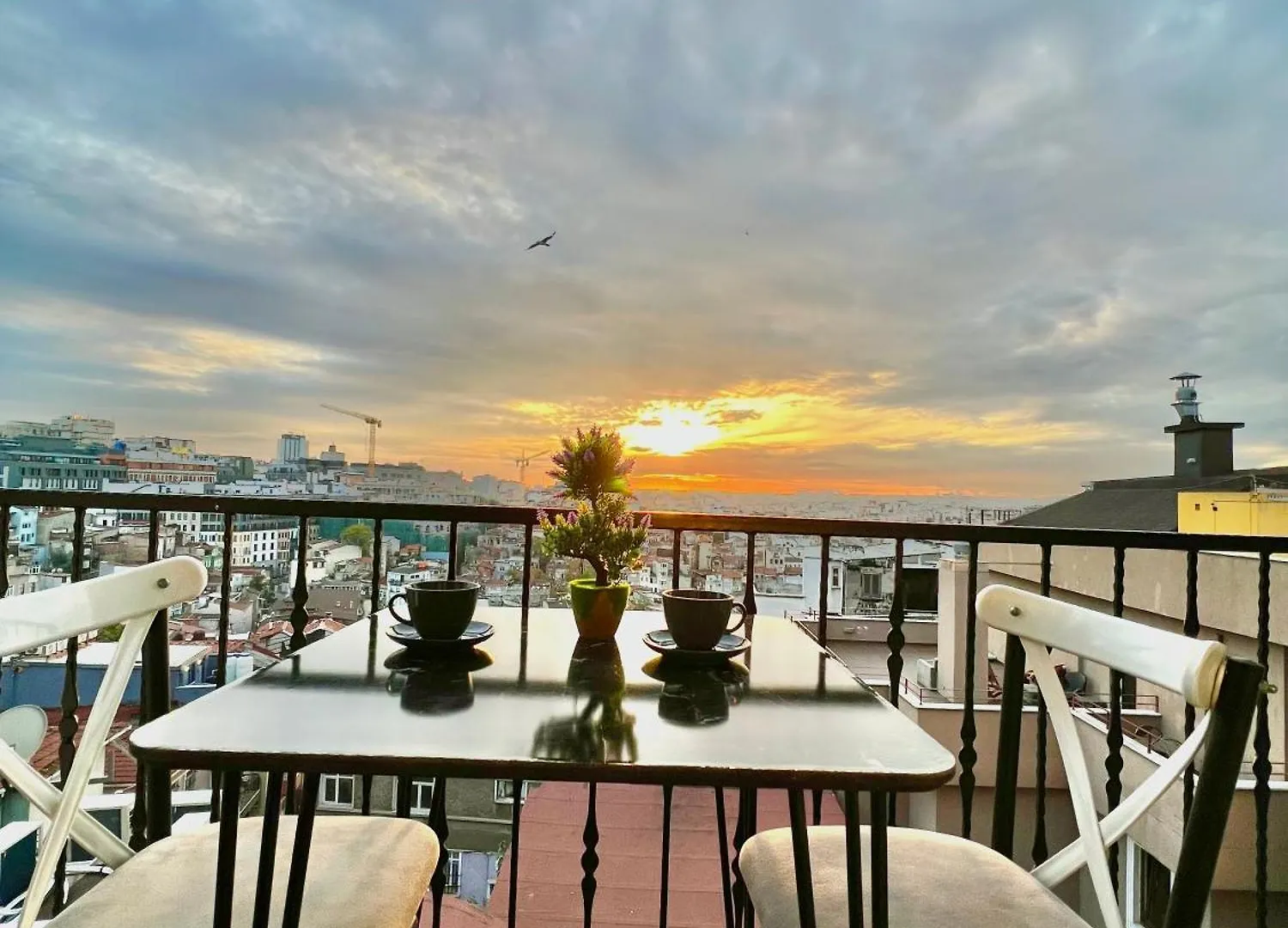 Taksim Larissa hotel suites İstanbul Türkiye