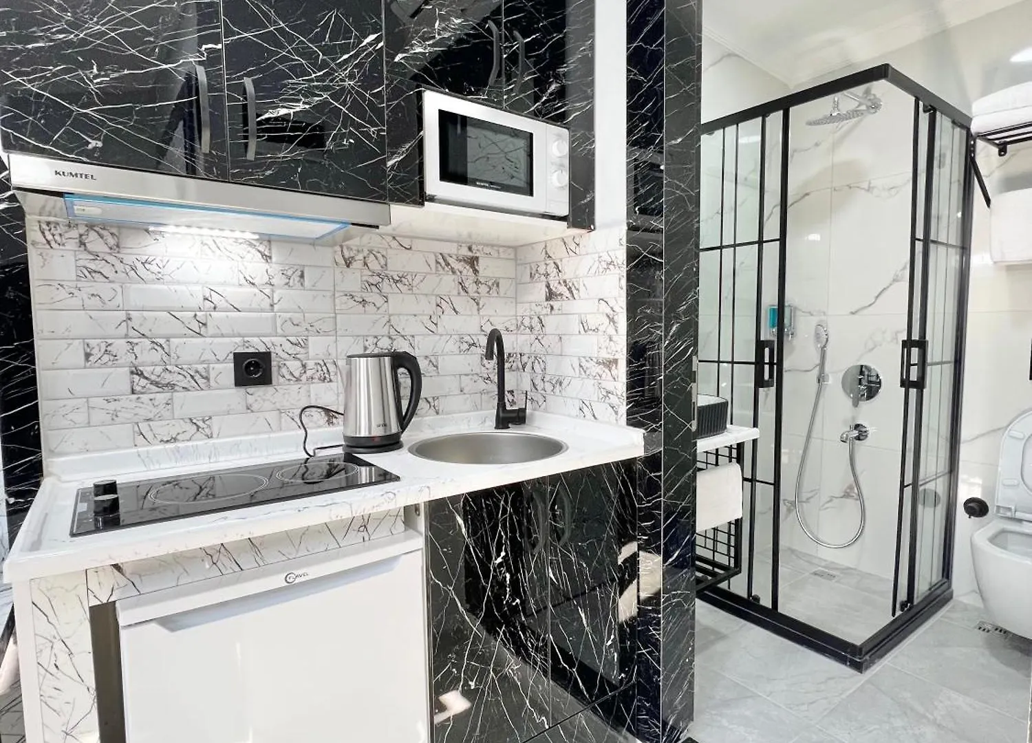 Апарт-отель Taksim Larissa Hotel Suites Стамбул