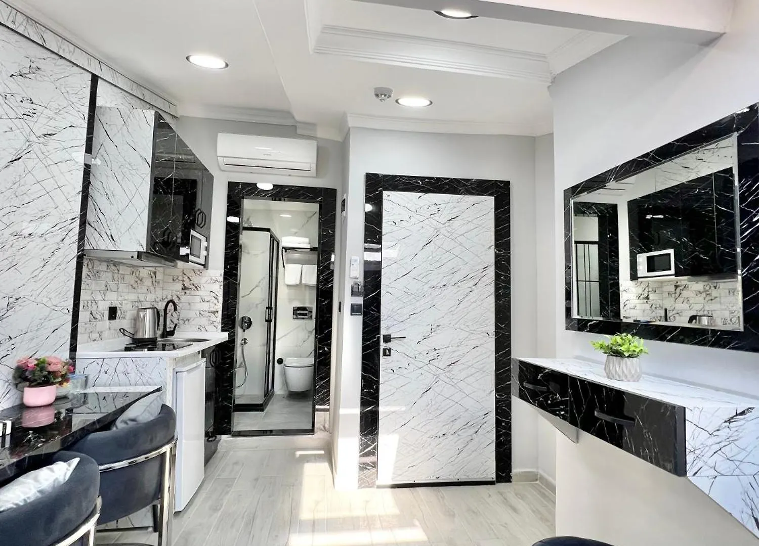 Taksim Larissa Hotel Suites Стамбул