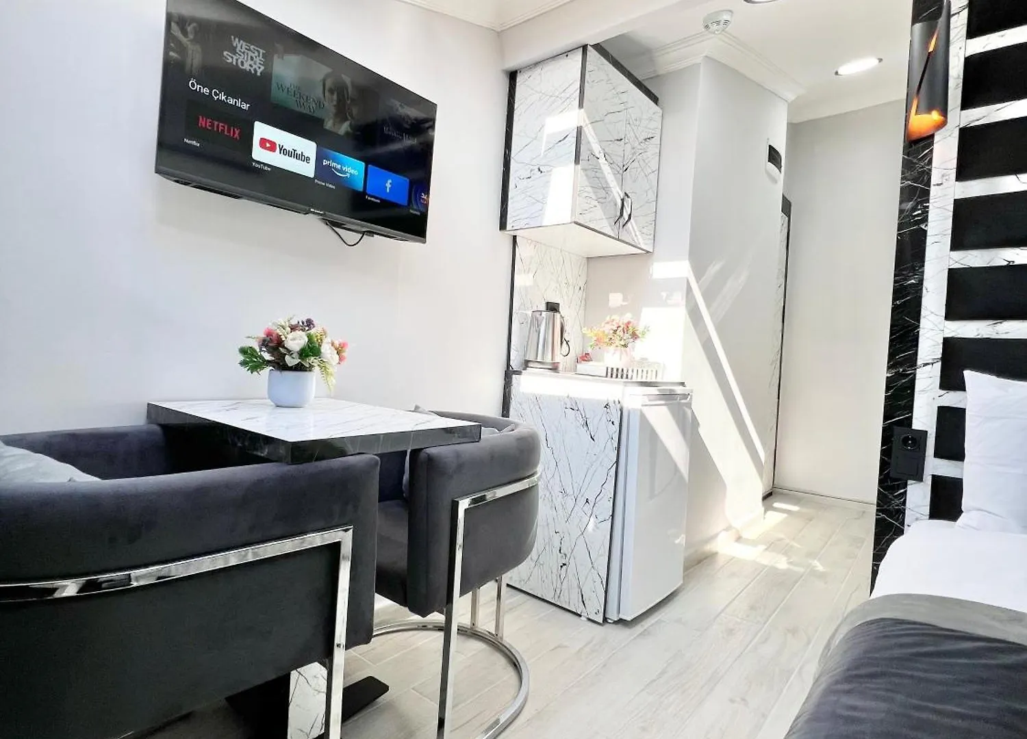 Taksim Larissa Hotel Suites Provincia di Provincia di Istanbul Aparthotel